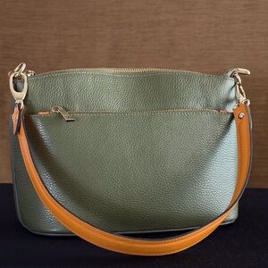 DIVINA FIRENZE Italian OliveGrn Pebble Leather GldTone Hardware Shoulder Handbag